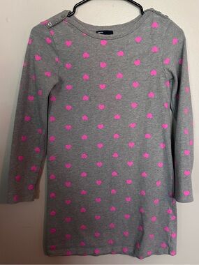 5 for $20! GAP Grey Long Sleeve Top with Hot Pink Heart Print
